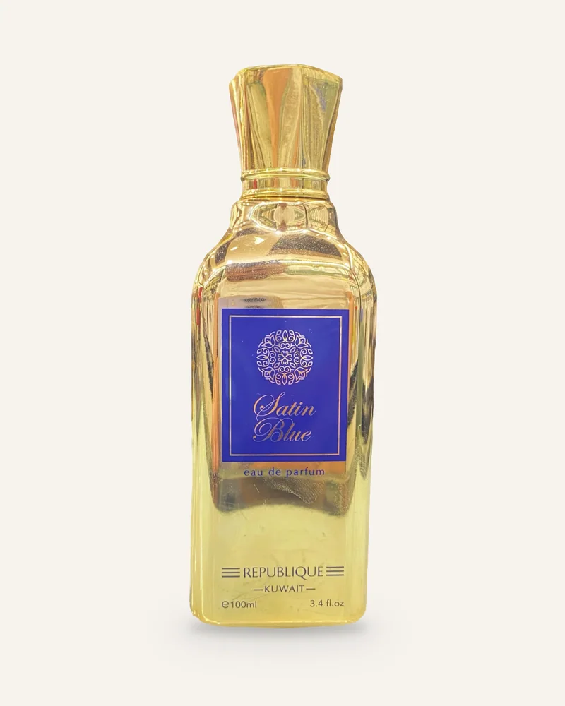 Mamlakat Oud Satin Blue Eau de Parfum bottle