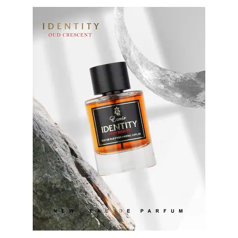 Paris Corner Identity Oud Crescent